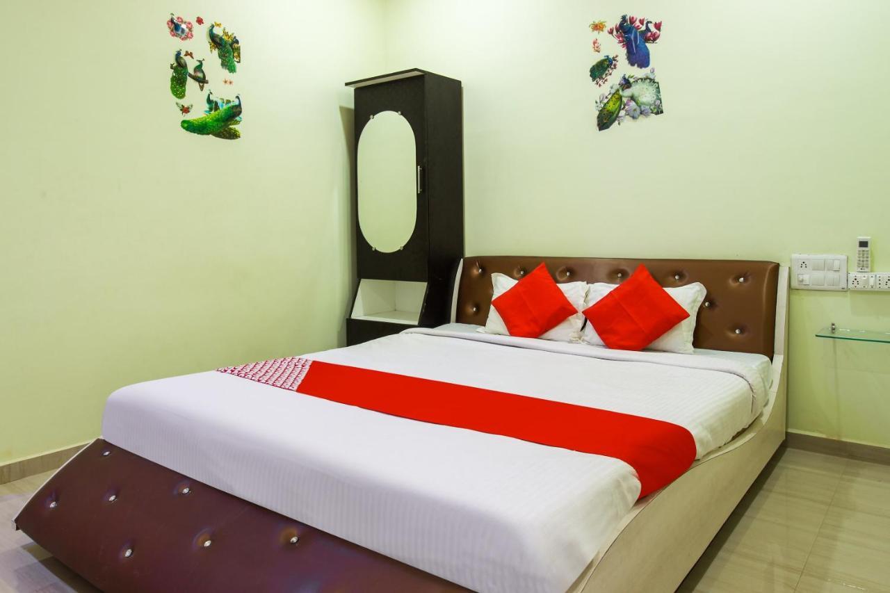 Oyo 70694 Hotel Green Park Resort Silāri Exteriér fotografie